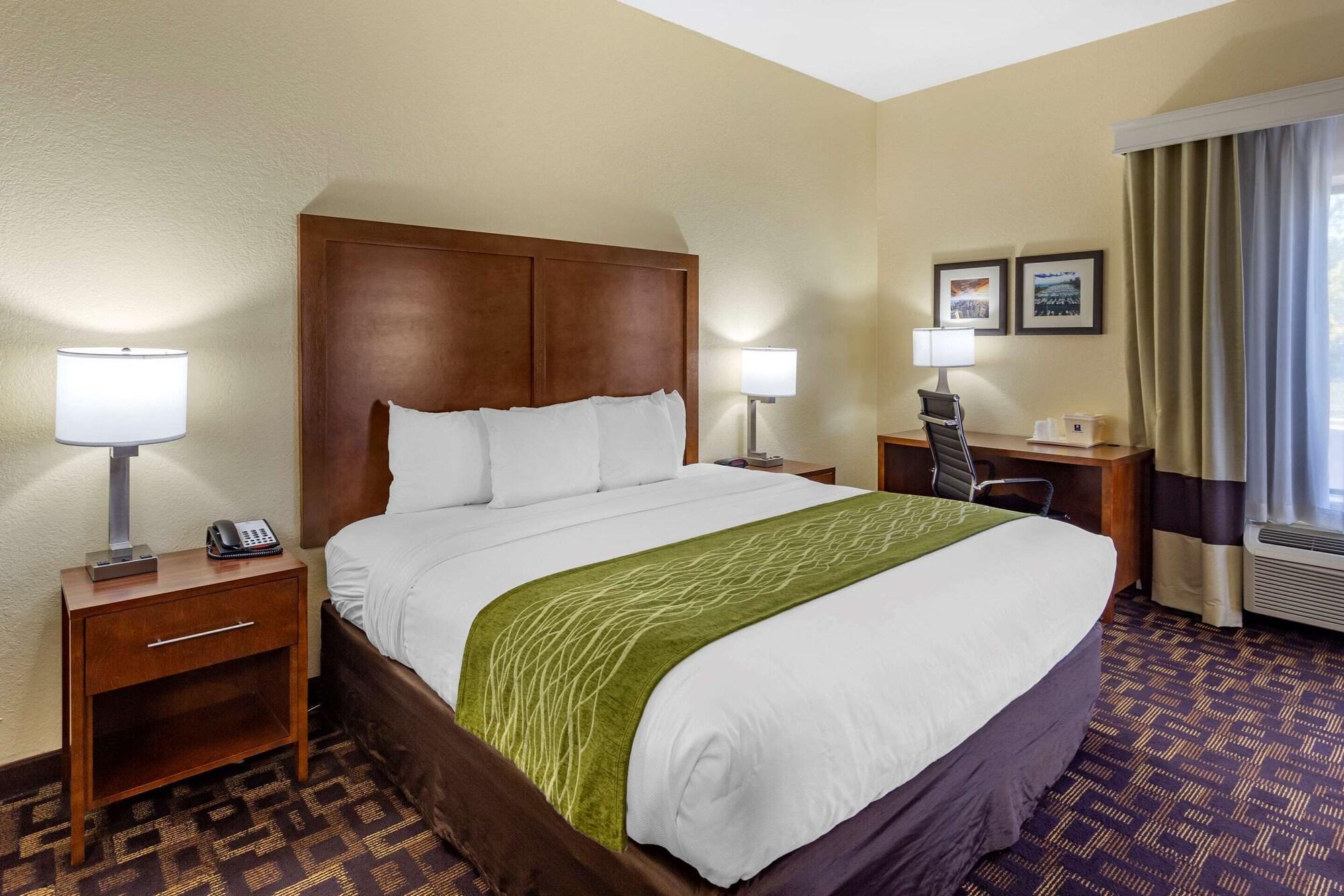 Comfort Inn & Suites North Aurora - Naperville Exterior photo