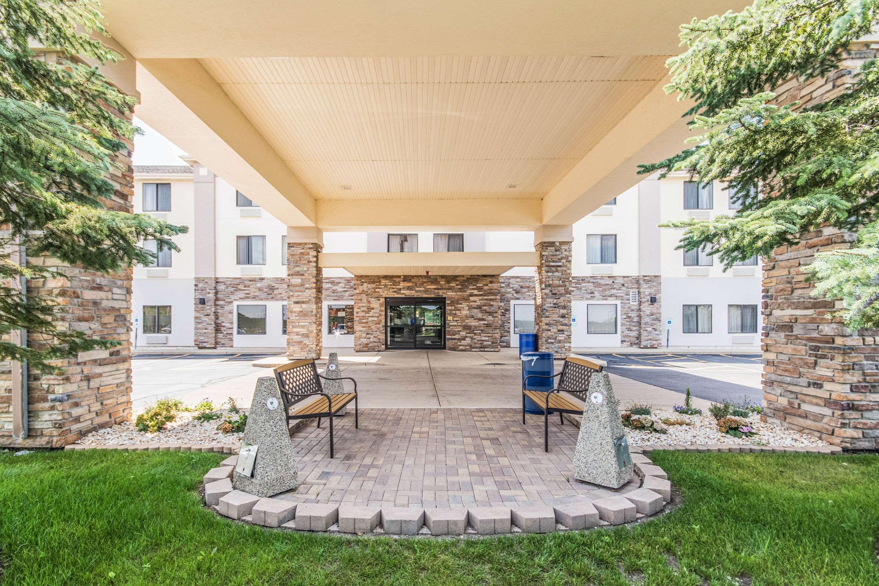 Comfort Inn & Suites North Aurora - Naperville Exterior photo
